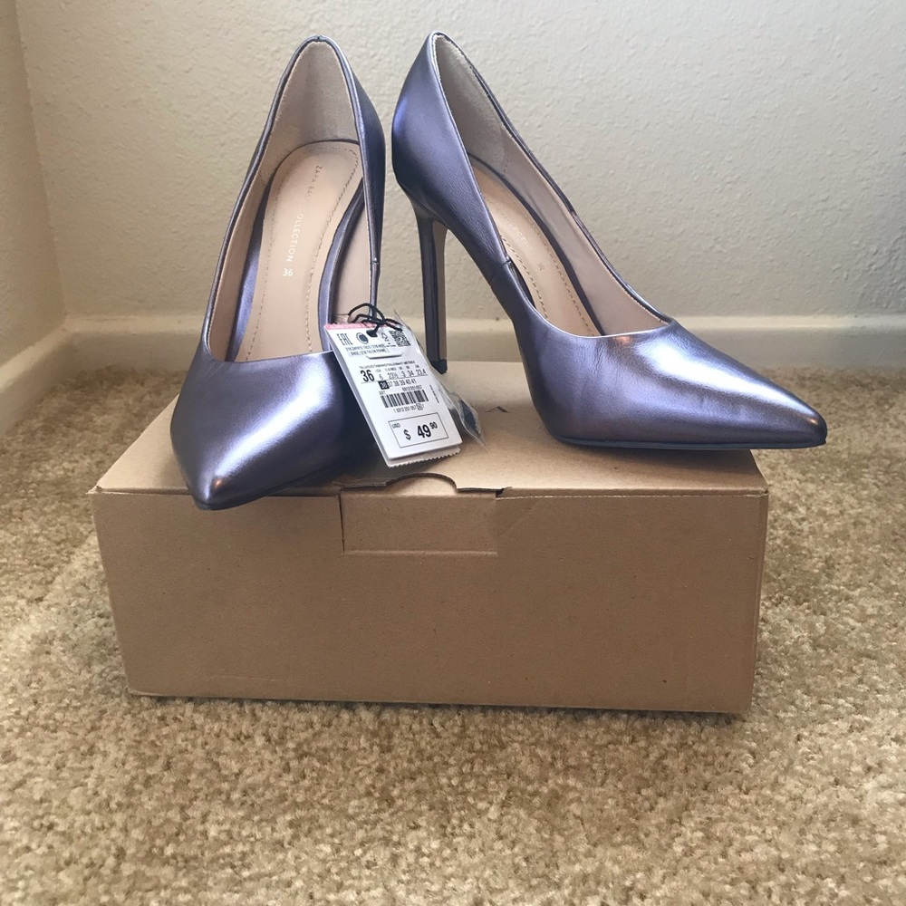 Shoes - Picture 1 of 2
